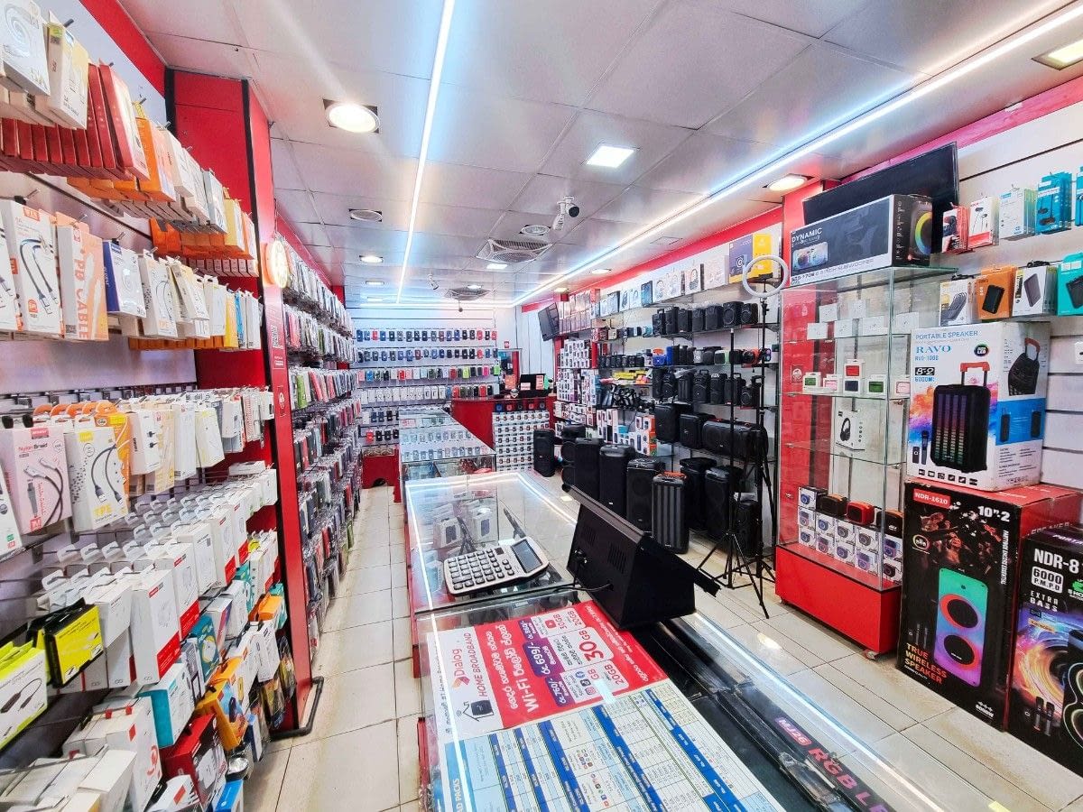 FoneKade Store Image 3