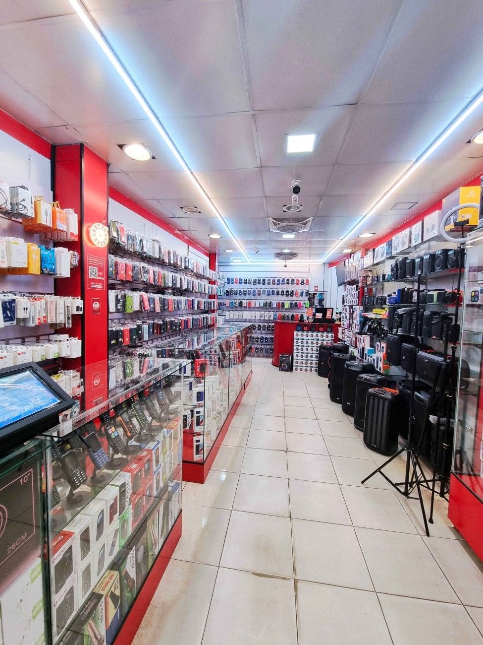 FoneKade Store Image 1